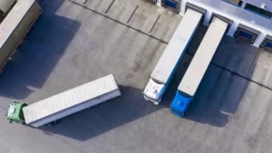 15 Important Tips For Backing Up a Semi-Trailer