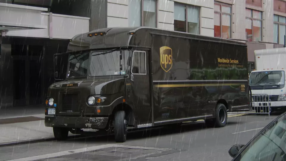 ups delivery on rainy days
